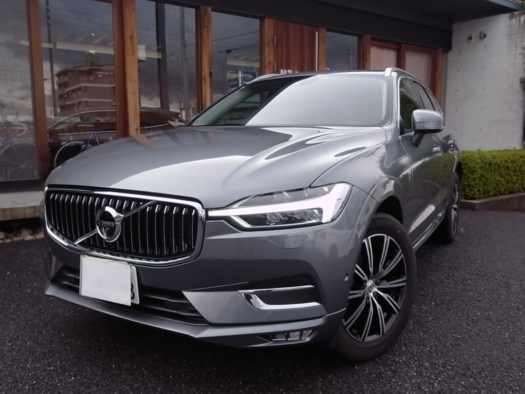 ボルボXC60 D4 インスクリプション