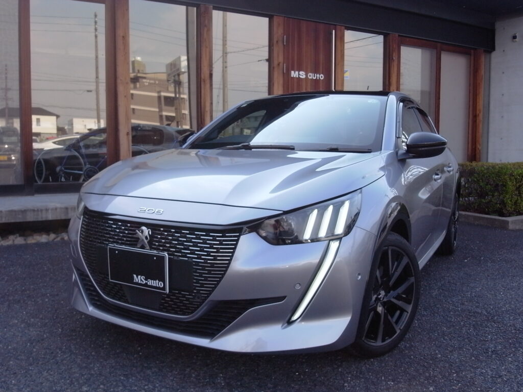 プジョー208GTプレミアムエディション