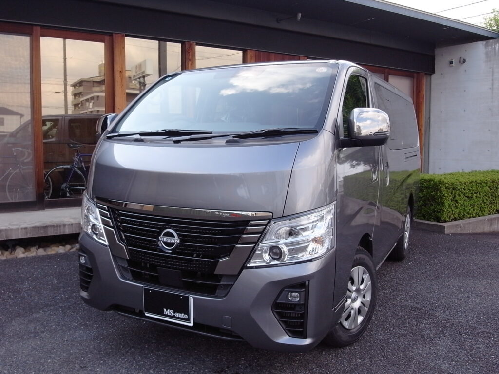 キャラバン グランドプレミアムGXロング 登録済未使用車