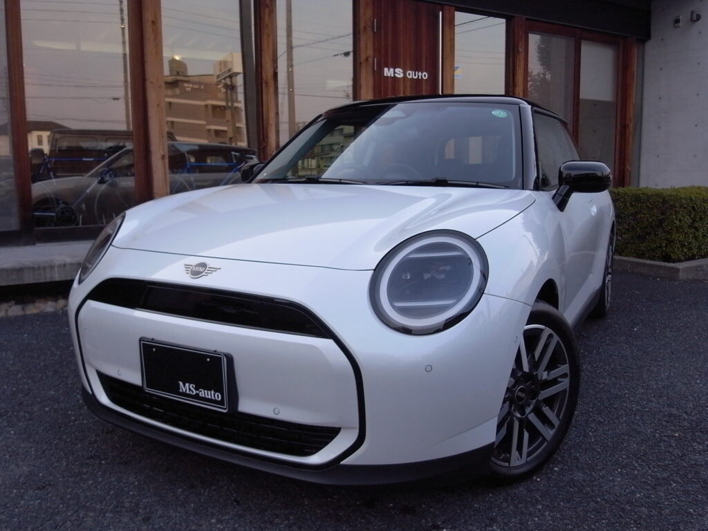 BMW MINI クーパー E